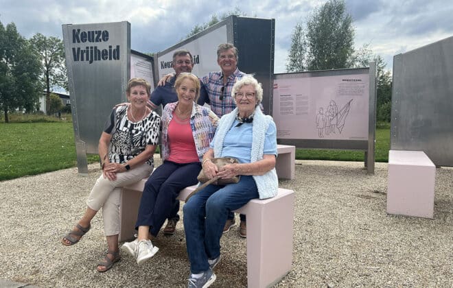 Visit by Gary Hegenes to the Keuze Vrijheid outdoor exhibitions